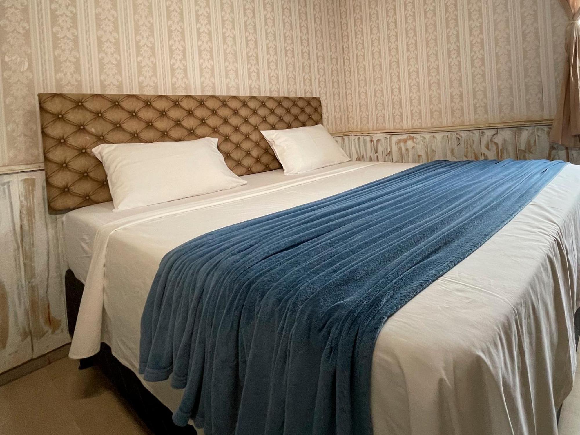 Ranchos 30 Hotel Fazenda Hidrolandia  Экстерьер фото