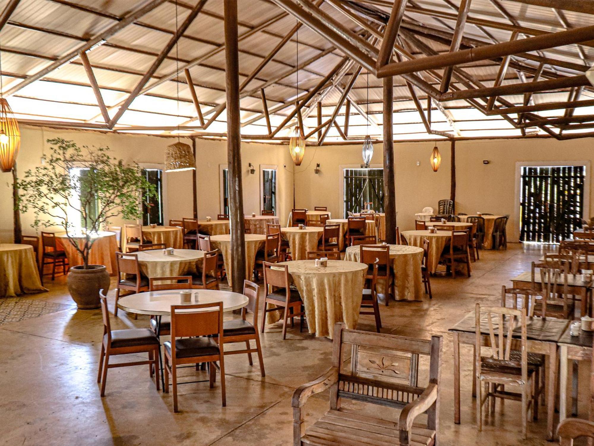 Ranchos 30 Hotel Fazenda Hidrolandia  Экстерьер фото
