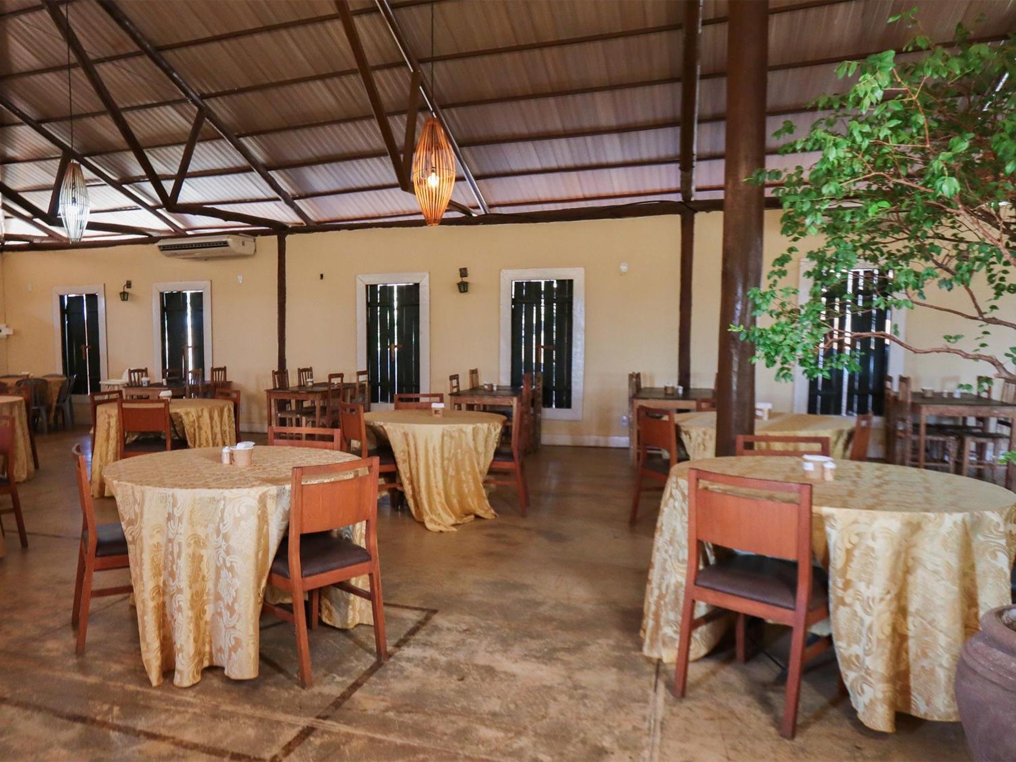 Ranchos 30 Hotel Fazenda Hidrolandia  Экстерьер фото