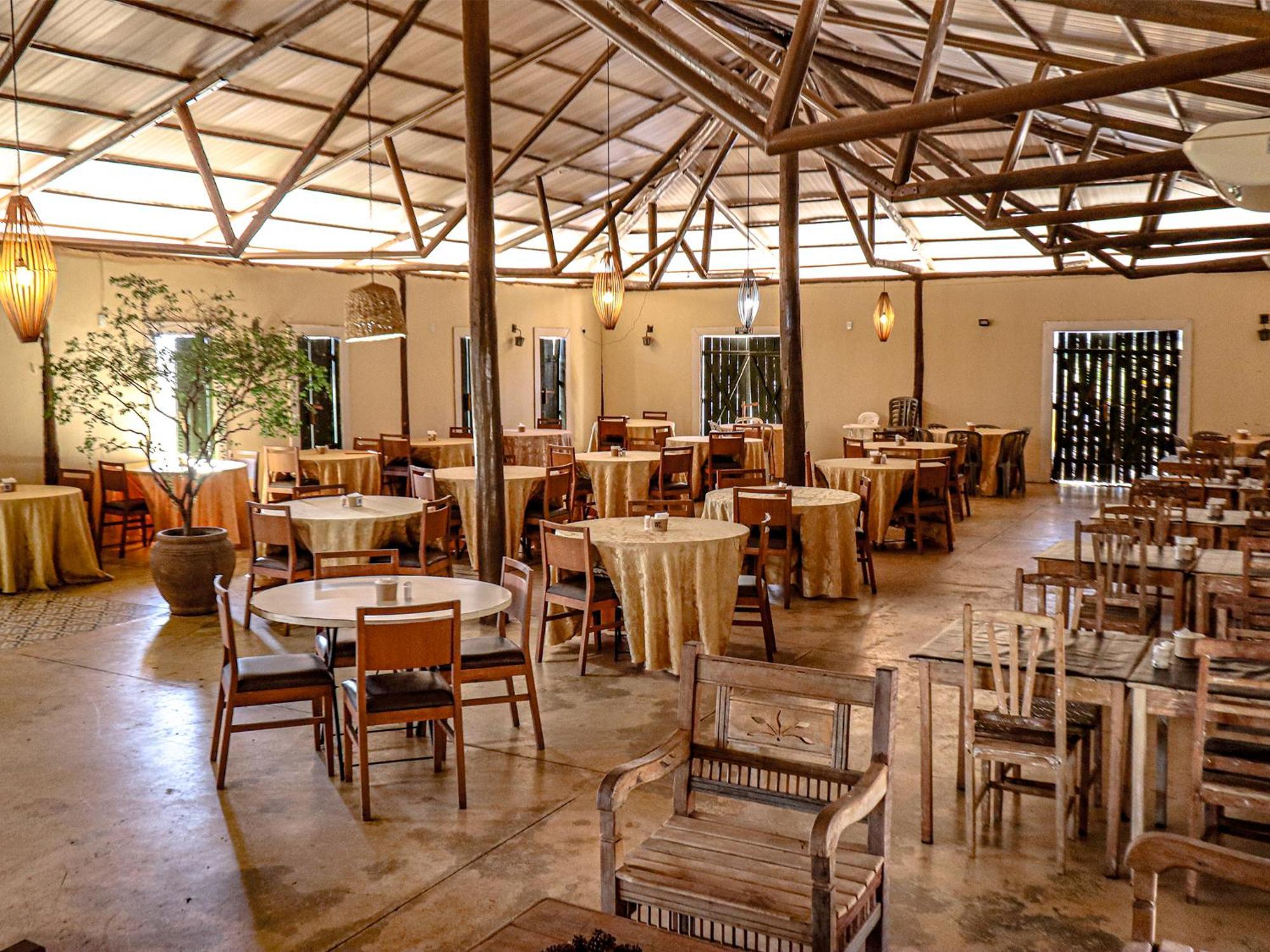 Ranchos 30 Hotel Fazenda Hidrolandia  Экстерьер фото