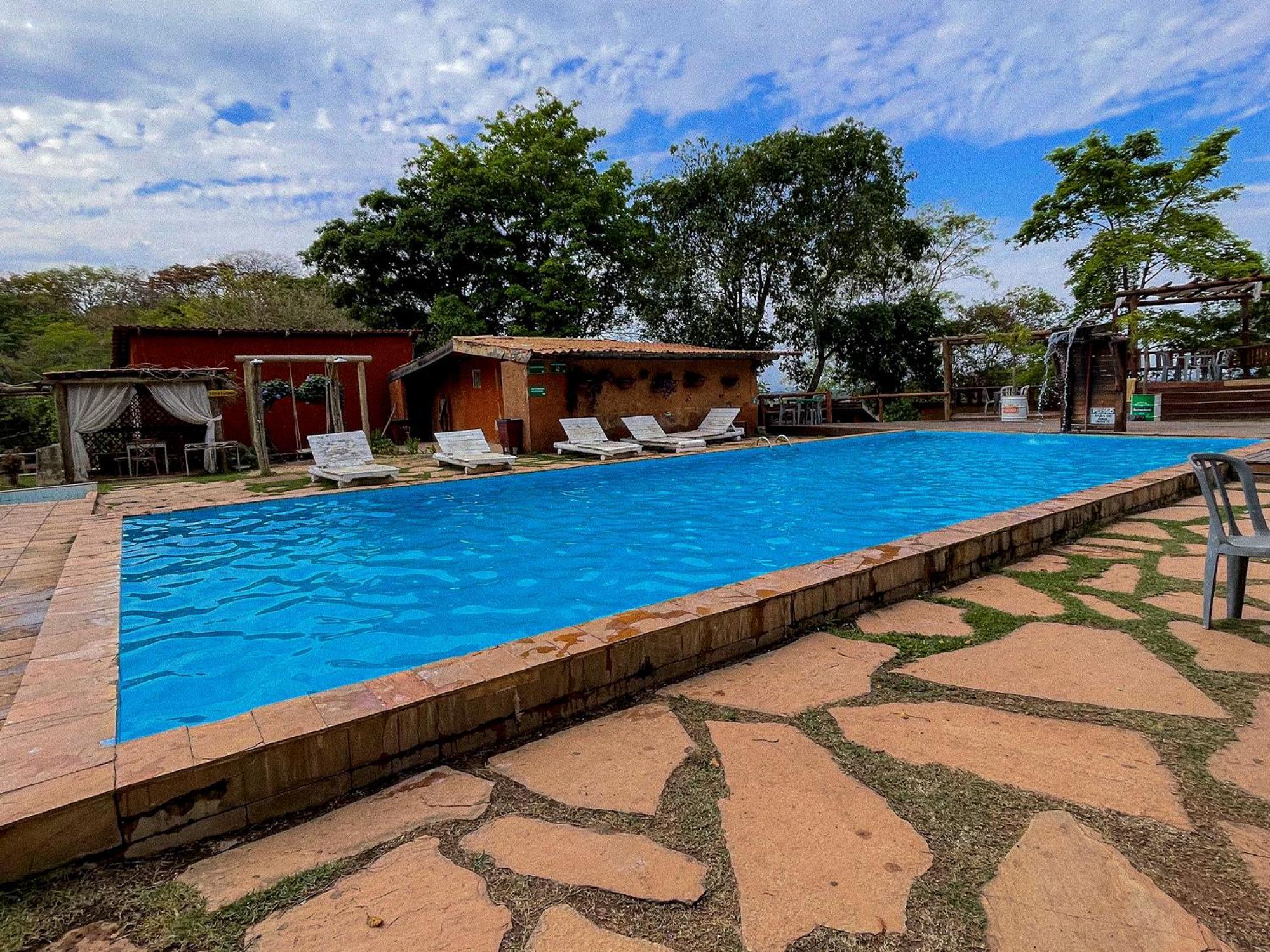 Ranchos 30 Hotel Fazenda Hidrolandia  Экстерьер фото